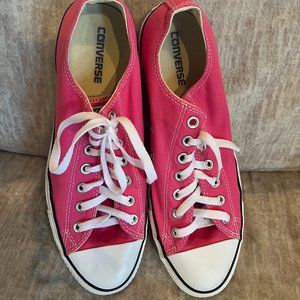 Converse Chuck Taylor All Star Low Top Size 10 Pink